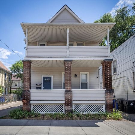 Appartamento Mid-Century Modern Retreat In Little Italy Cleveland Esterno foto